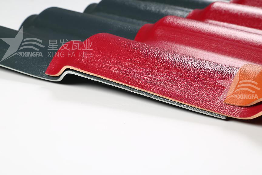 合成樹脂瓦的四層材質(zhì)揭秘：讓你徹底了解屋頂?shù)谋Ｗo(hù)體系！